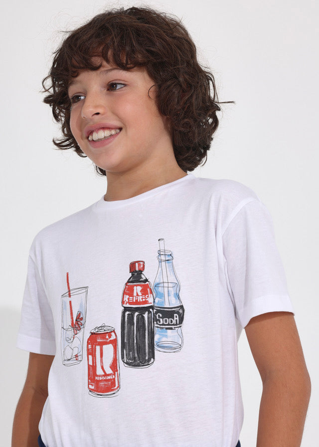 White T-shirt With Drinks
