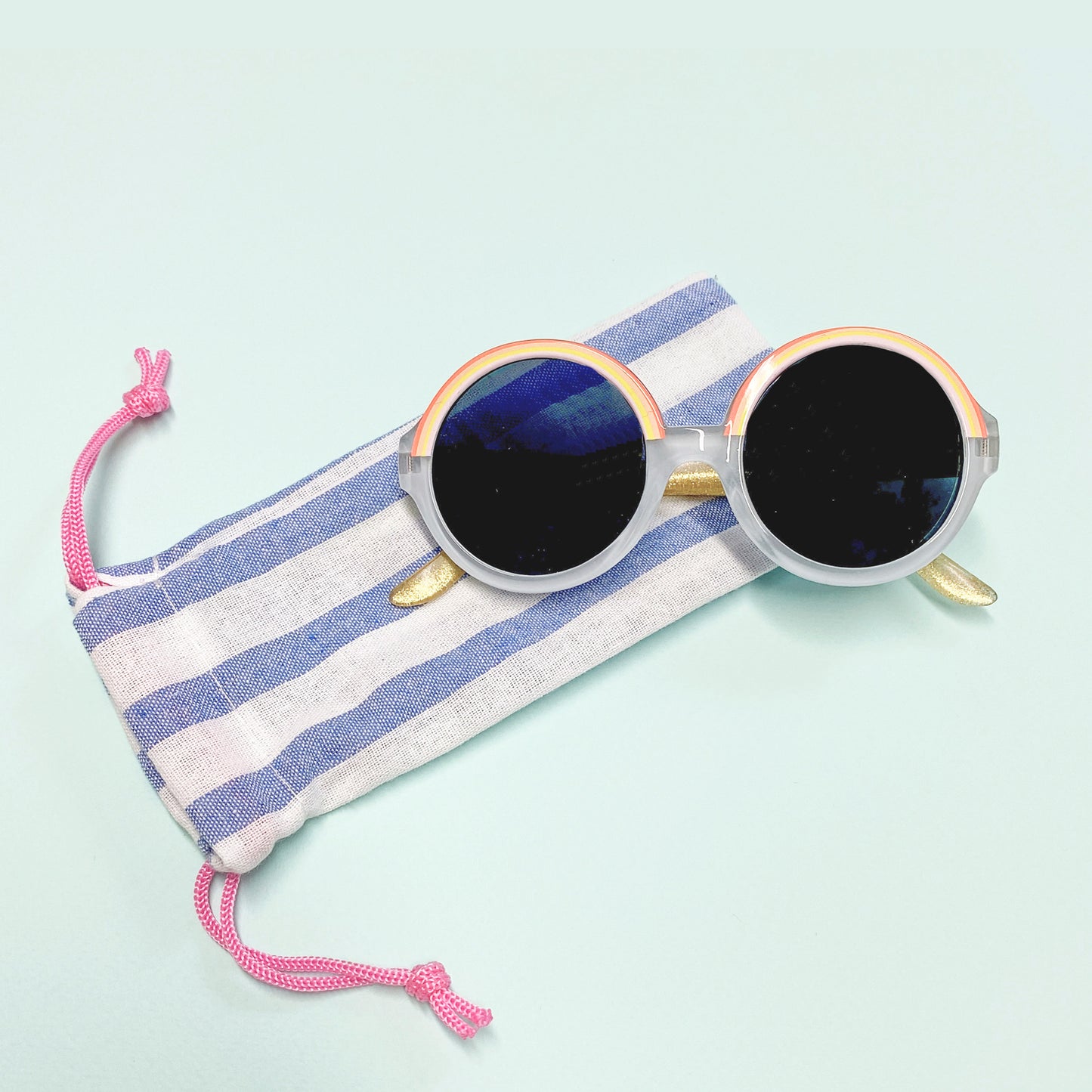 Rainbow round sunglasses